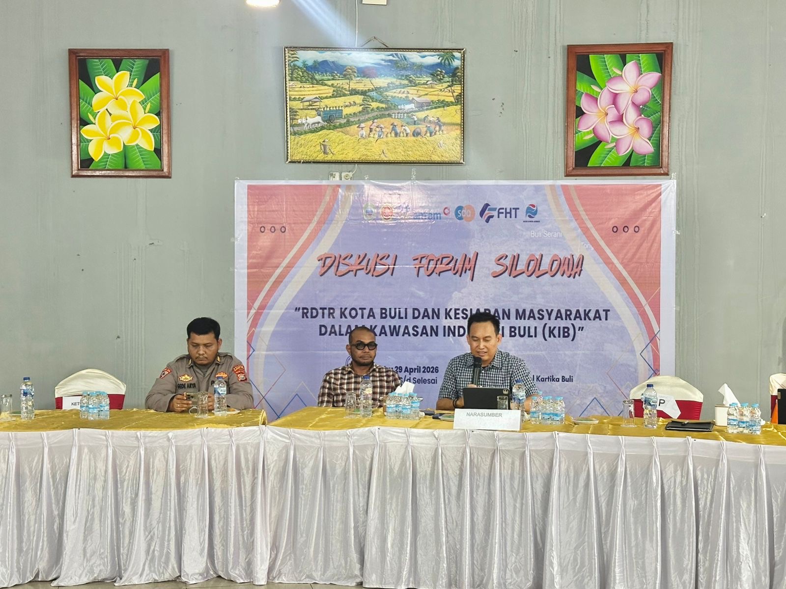 Hadir di Forum Karang Taruna, Sekda Haltim Papakarn Materi RDTR