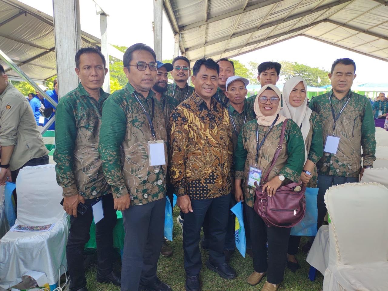 BUPATI HALMAHERA TIMUR HADIRI PEMBUKAAN PEKAN NASIONAL PETANI DAN NELAYAN (PENAS) XVII TAHUN 2026 DI GORONTALO