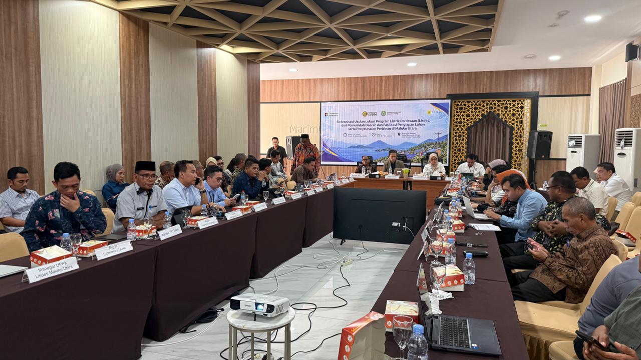 Mewakili Bupati, Sekda Haltim Tegaskan Dukungan Percepatan Program Listrik Desa
