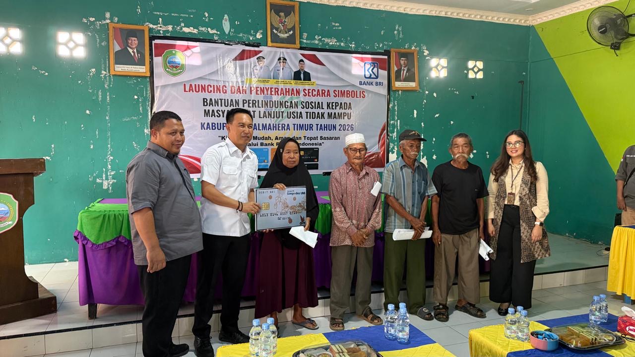 Pemkab Haltim Salurkan Bantuan Perlindungan Sosial untuk 3.512 Lansia Tidak Mampu